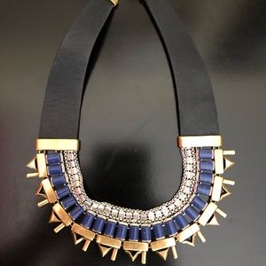 Stella & Dot reversible collar necklace